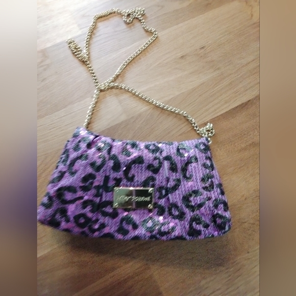 Small purple purse - Picture 2 of 4